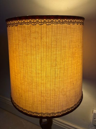 Mid-century retro vintage vine leaf table light with origal shade c1960