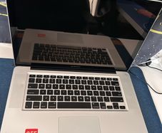 MacBook Pro for repair or parts