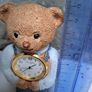 W Widdop Clock Teddy bear Image 4