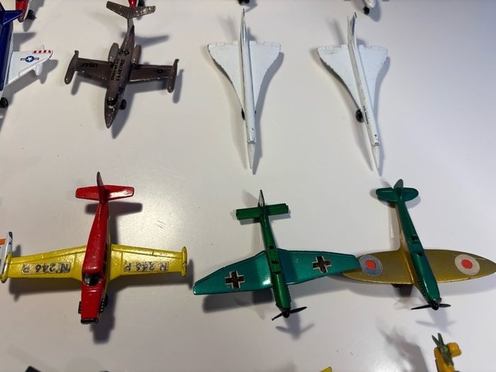 Vintage Matchbox Planes 24 models