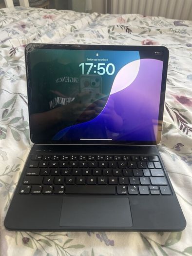 Apple iPad Pro 11" Wi-Fi, 64GB, Silver, Magic Keyboard