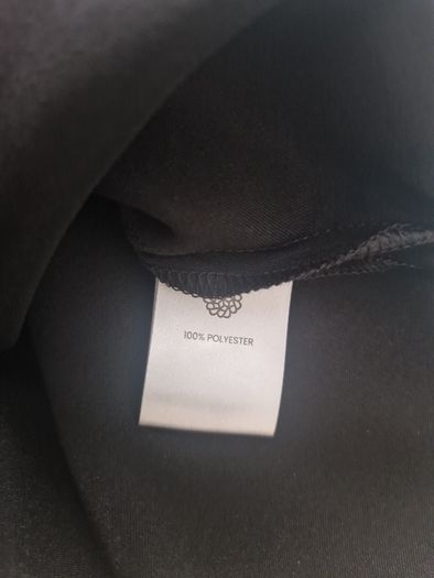 New Lisa& Co black cami top