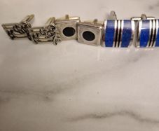 cufflinks