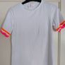 white t shirt Image 2