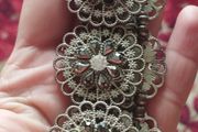 Vintage bracelet in silver tone with rhinestones.