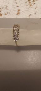9ct gold and zirconium ring