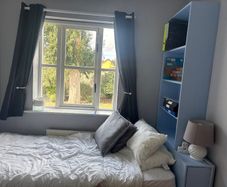 Child/teenager bedroom furniture