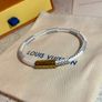 Lv bracelet Image 4