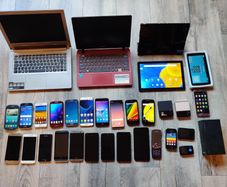 Phones tablets laptops parts or fix only