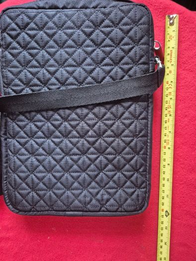 Brand New Black Belkin Padded iPad/Tablet Carry Case