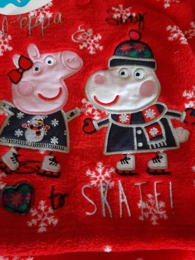 New peppa pig fleece with hood tags attached and sticker book