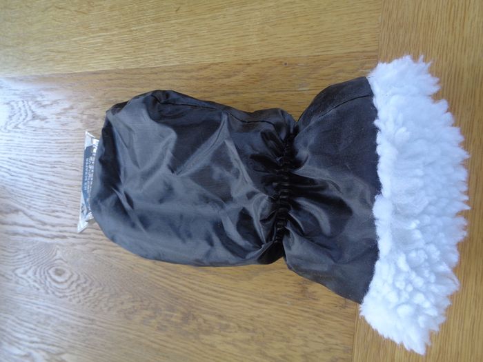 Ice Scrapper Mitt for Sale