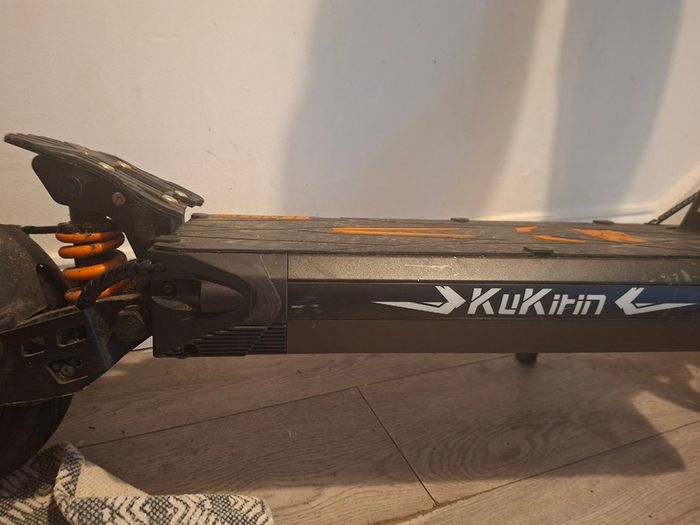 Electric scooter