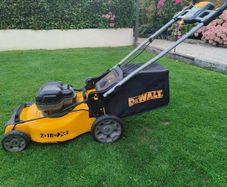 DeWalt Lawnmower 18v