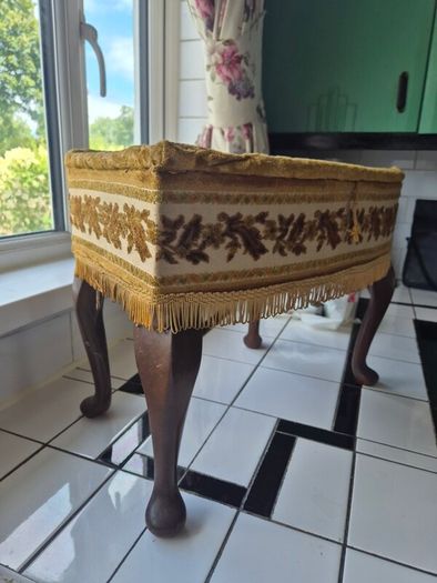 Vintage MidCentury 1950s Tapestry sewing box foorstool