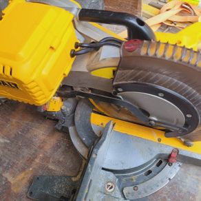 Dewalt Dhs780n 54v Xr Flexvolt 305mm Mitre Saw