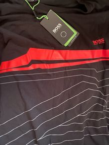 Hugo boss T shirt size xxl brand new with tag