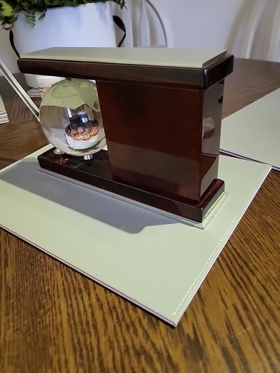 Clock desk tidy