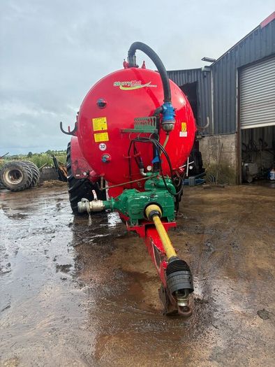 Slurry tanker