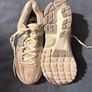 Womans Nike Zoom Vomero 5 Image 2