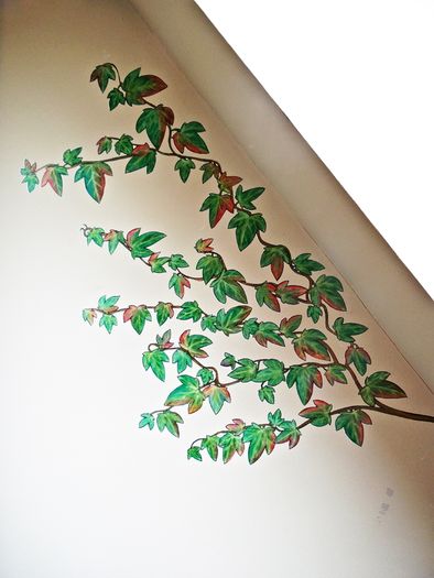 Irish Ivy Art Decal/Sticker/Art Transfer In Autumn Colours. Extensions can be bought seperately.