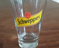 Pub glasses