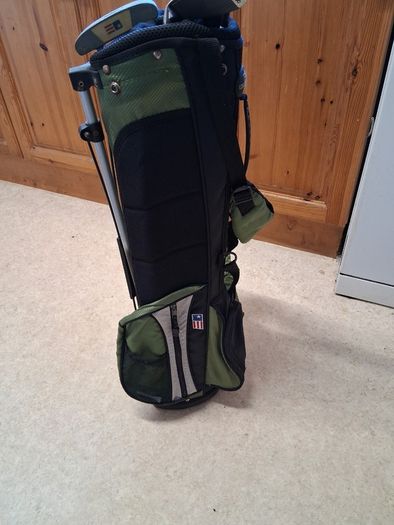 Golf Clubs. US Kids Golf Set For Right Handed 9 To 10 Year Old.Collect In Dublin Or Receive Via Post. .