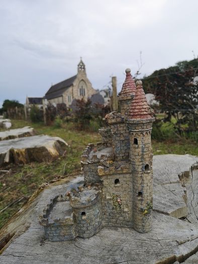 castle handcrafted model, great decoration