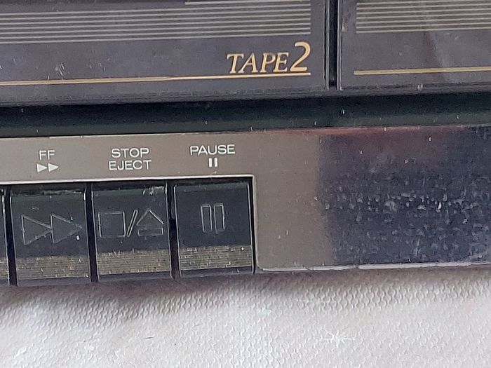 Mitsubishi Music Centre, Model DA-60R, Radio, CD, Tape, Phono, Aux, 2 Philips speakers included, in good condition for its age