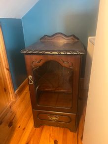 Liquor cabinet