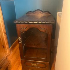 Liquor cabinet