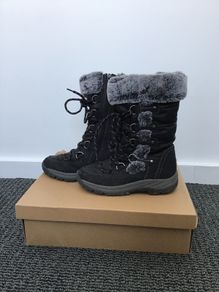 Girls winter boots, size1 (33)