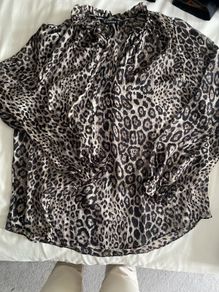 Ladies top