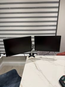 2x Lenovo Monitors and Arms