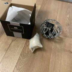 Brand New Gift-Boxed Newgrange Living iNet Ball Candleholder (BNWT)