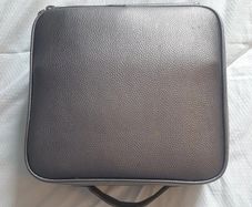 Women's Grey Make-Up Bag Organiser.