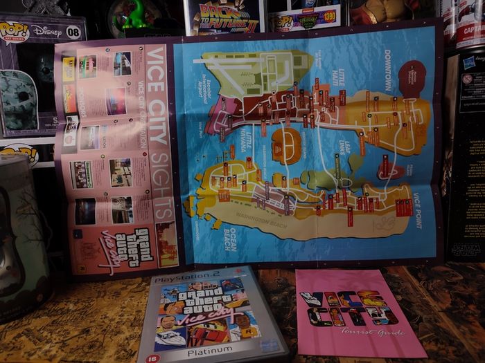 Grand Theft Auto ! Vice City ! PS2 ! Platinum ! With Poster ! 2003 ! by Rockstar !