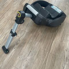 Free Maxi Cosy Isofix Base