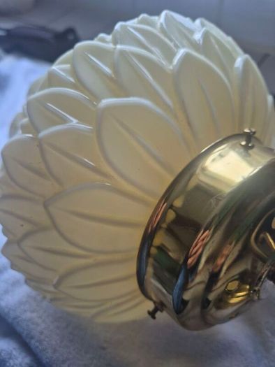 Original cream leaf design glass original 1920s Art Deco ceiling light