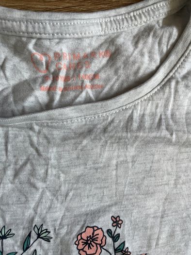 girls tshirt age 8-10