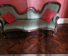 Chaise Lounge Antique