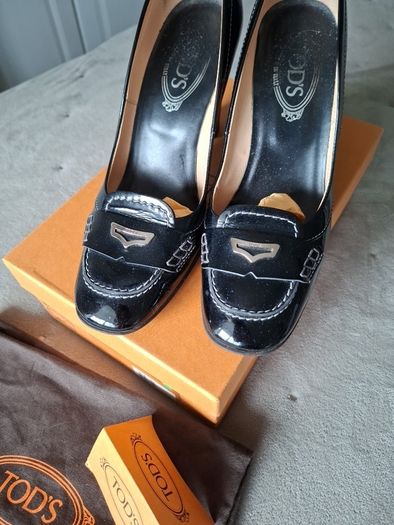 TOD'S Black Heels