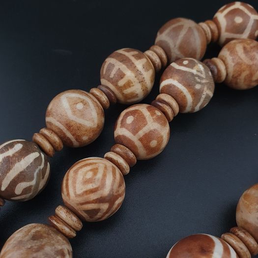 Burmese Antique Pumtek Pyu 18-19 mm Beads Necklace 24 inches