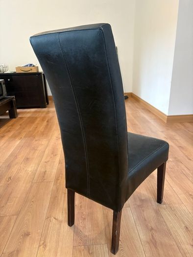 6 Dining Chairs. Leather and Wood legs