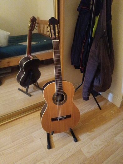 Classic guitar need it gone 50eu only today