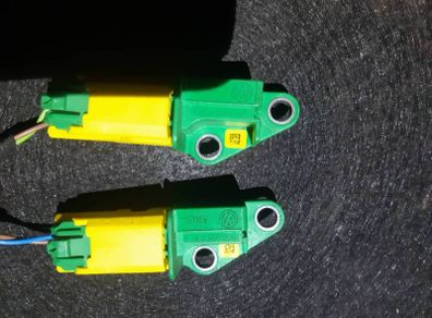 Audi A4 B8 A6 A5 A3 2008-2015 Crash Impact Sensor 2 Pcs