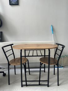 JYSK 2 person table and chairs