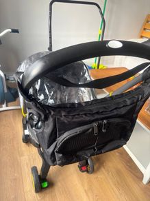 Baby stroller &car seat in one