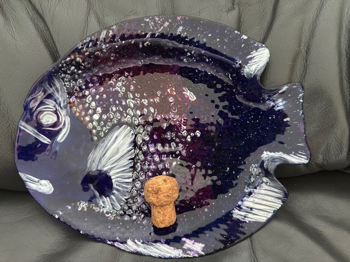 Arcoroc 'Poisson' fish-shaped glass plate