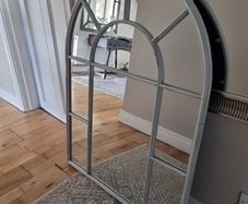 arch mirror